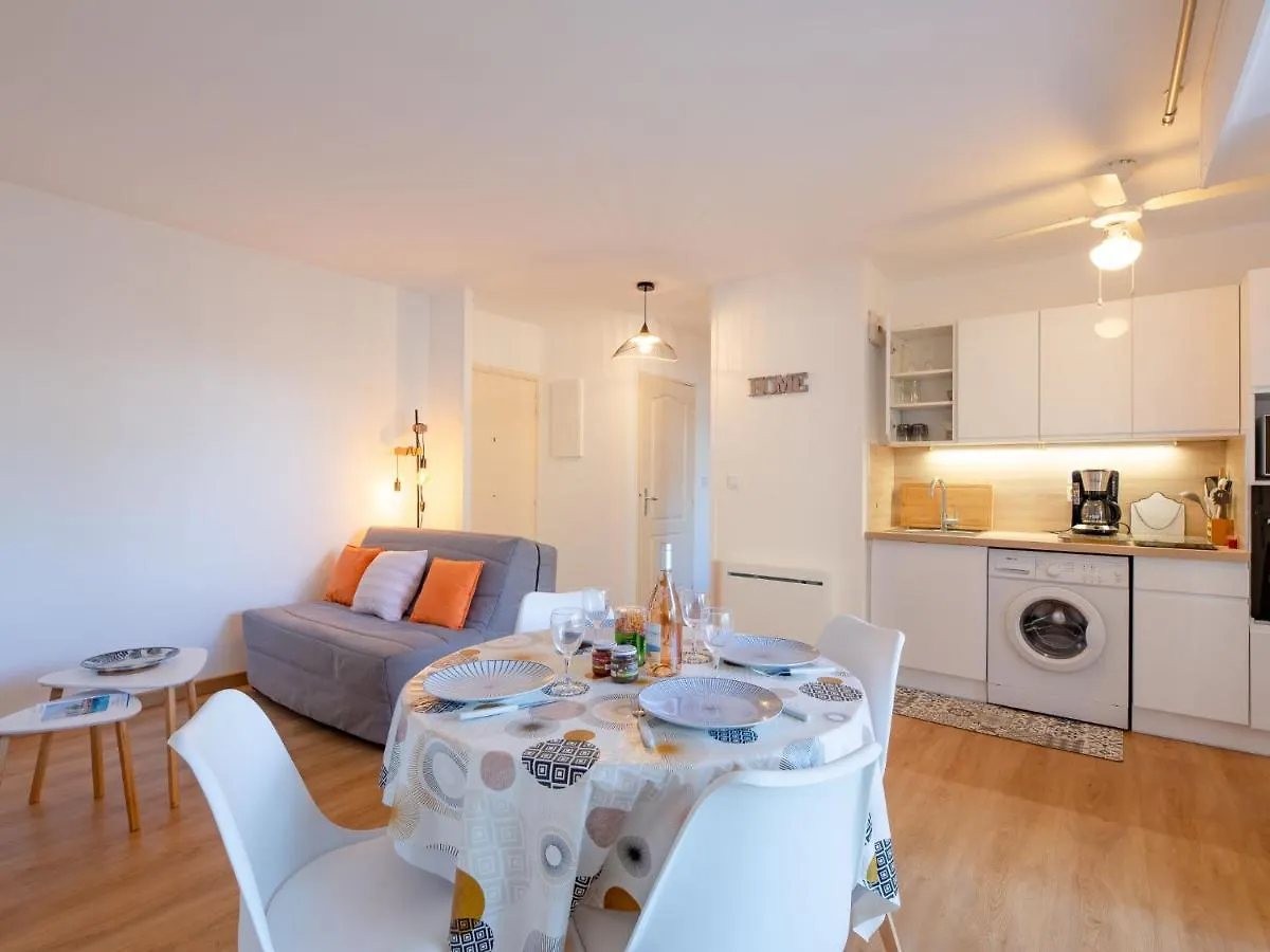 Apartment Quartier Latin-13 By Interhome Frejus